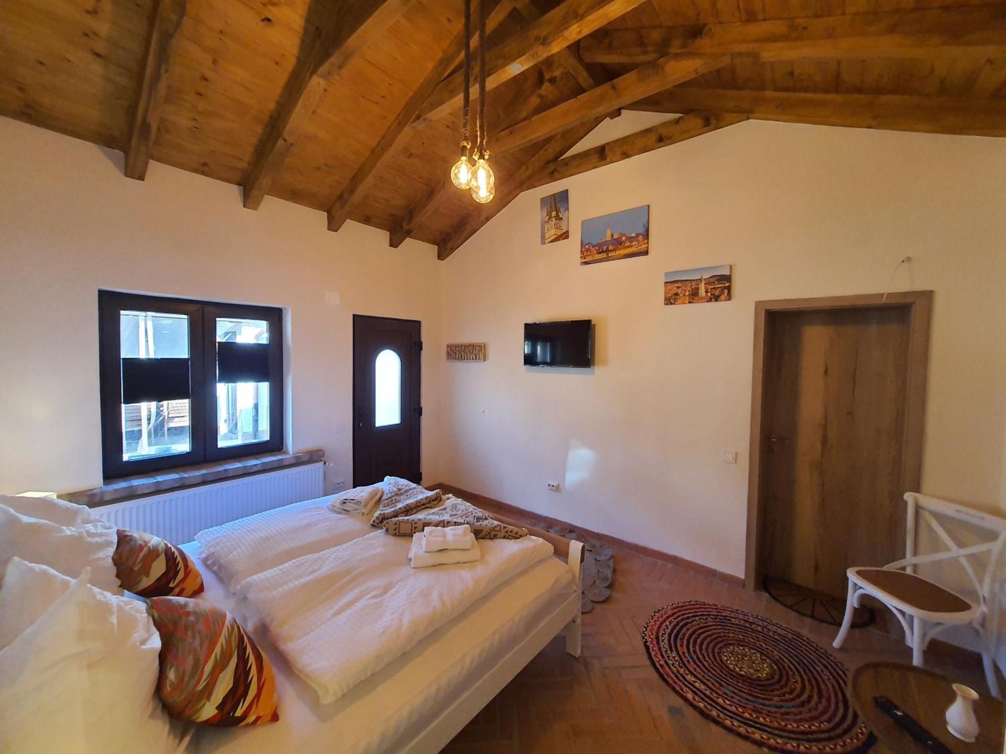 Complex Butoaiele Transilvaniei - Cazare & Spa - Natura - Relaxare Медиаш Экстерьер фото